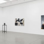 줄리-커티스-Maid-in-Feathers